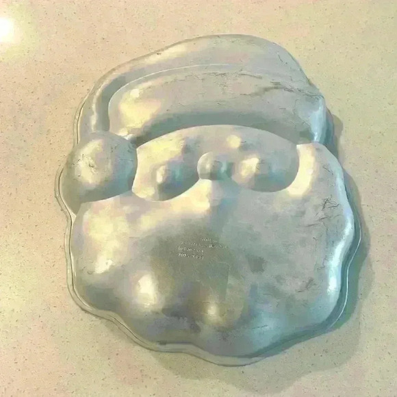 Wilton Other - Wilton Santa cake pan